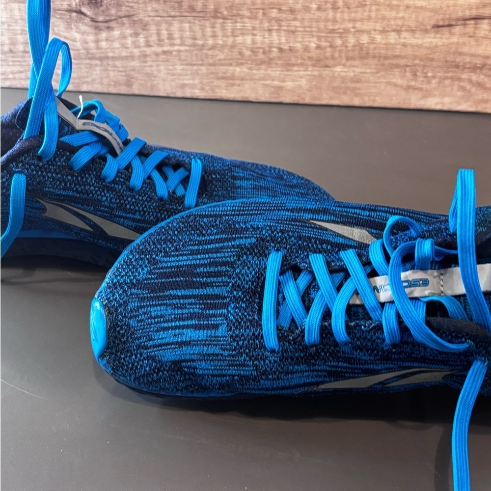 Women's Athletic Shoes in Blue